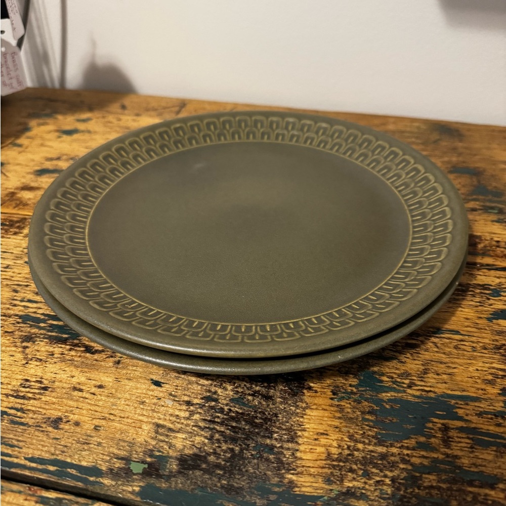 Wedgwood Cambrian Olive Green Dinner Plate Set of 2